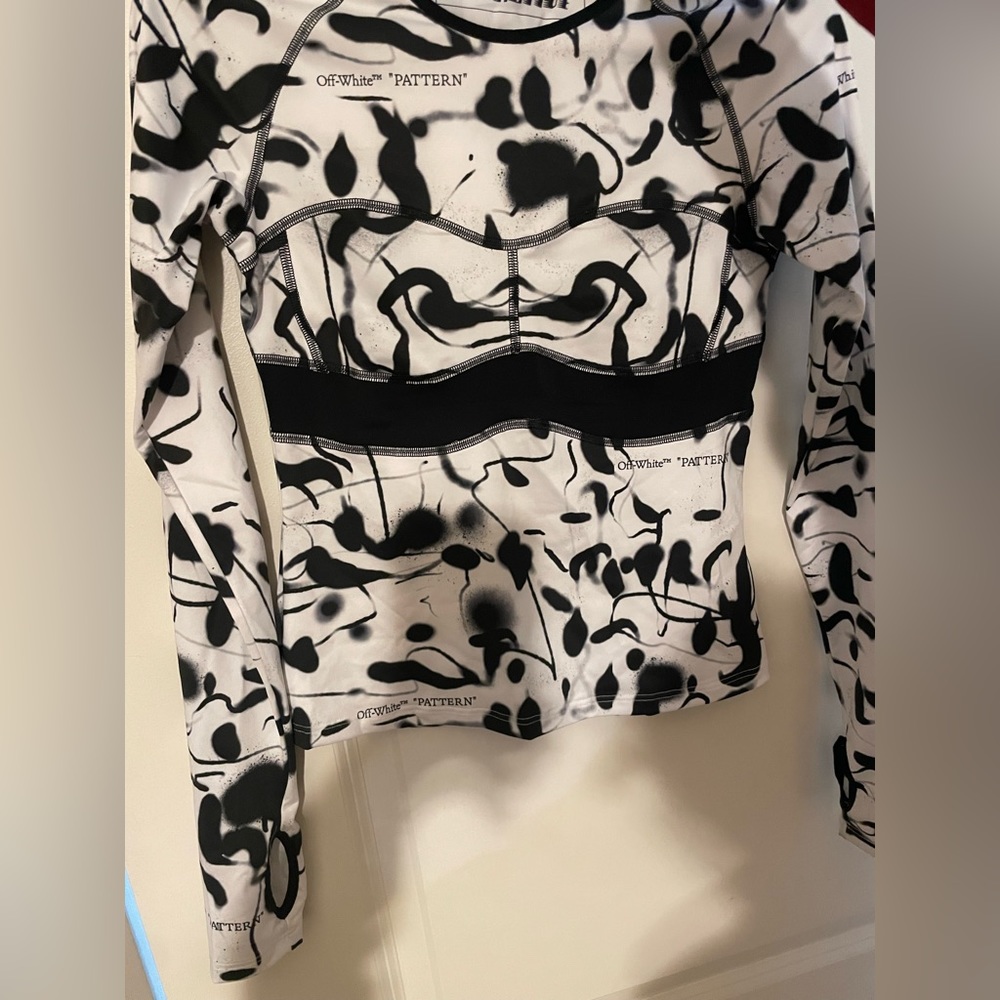 Off-White Brand Active Set with top and leggings